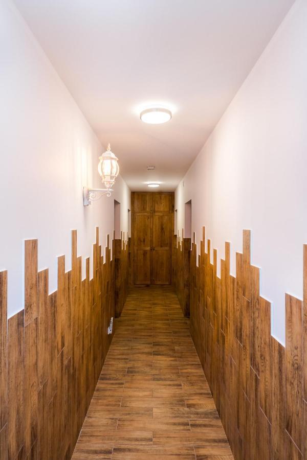 Villa Kliwer 50 Metrow Od Morza Рови Екстериор снимка